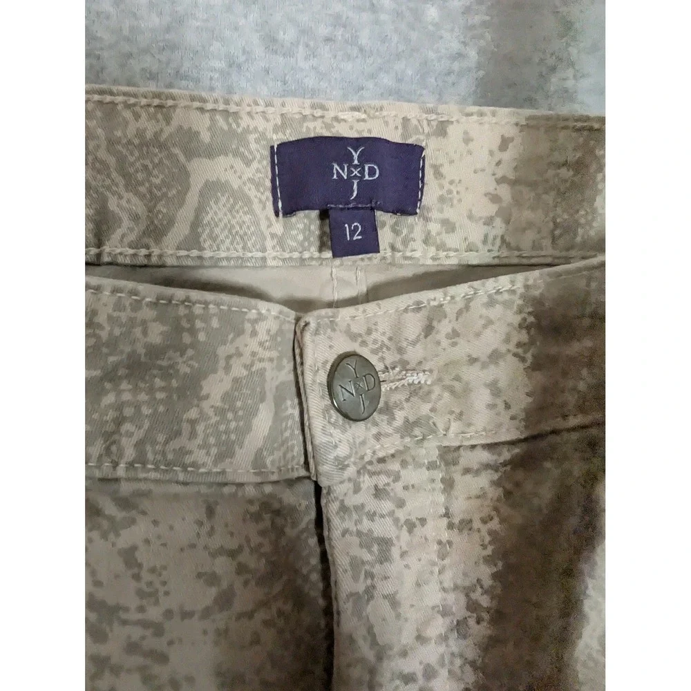 NYDJ Pants Womens 12 Beige Snakeskin Print Skinny Lift Tuck Stretch Made in USA - Picture 11 of 12